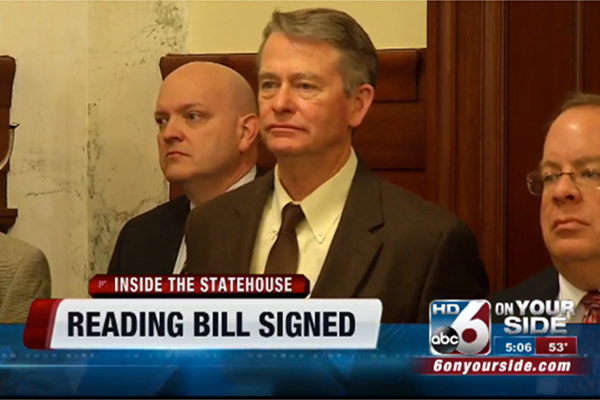 Gov. Otter signs reading literacy bills (KIVI)